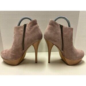 Steve Madden Bootie Size 7.5